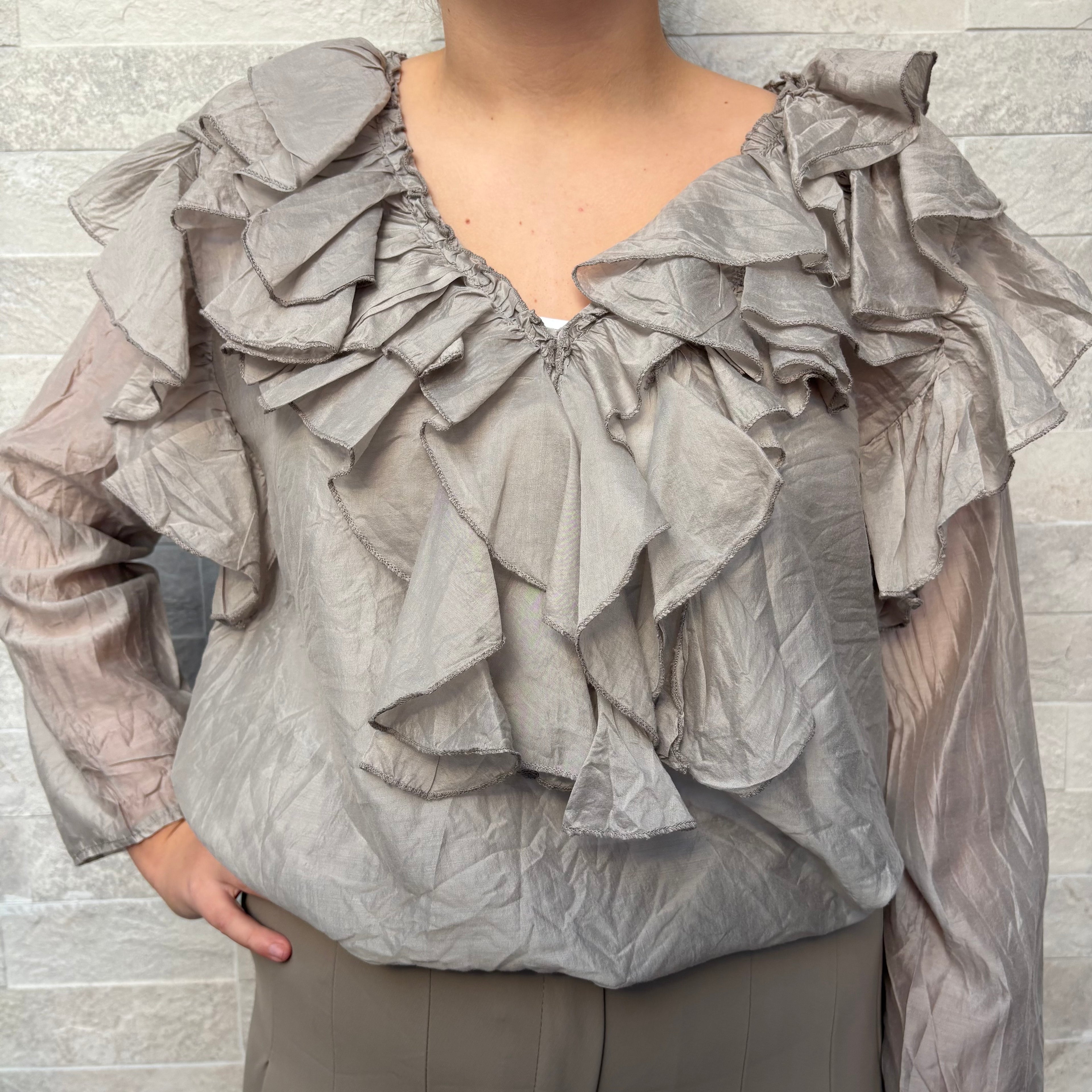 Blouse “Jabot Chic” - HNOS4444BEIGE