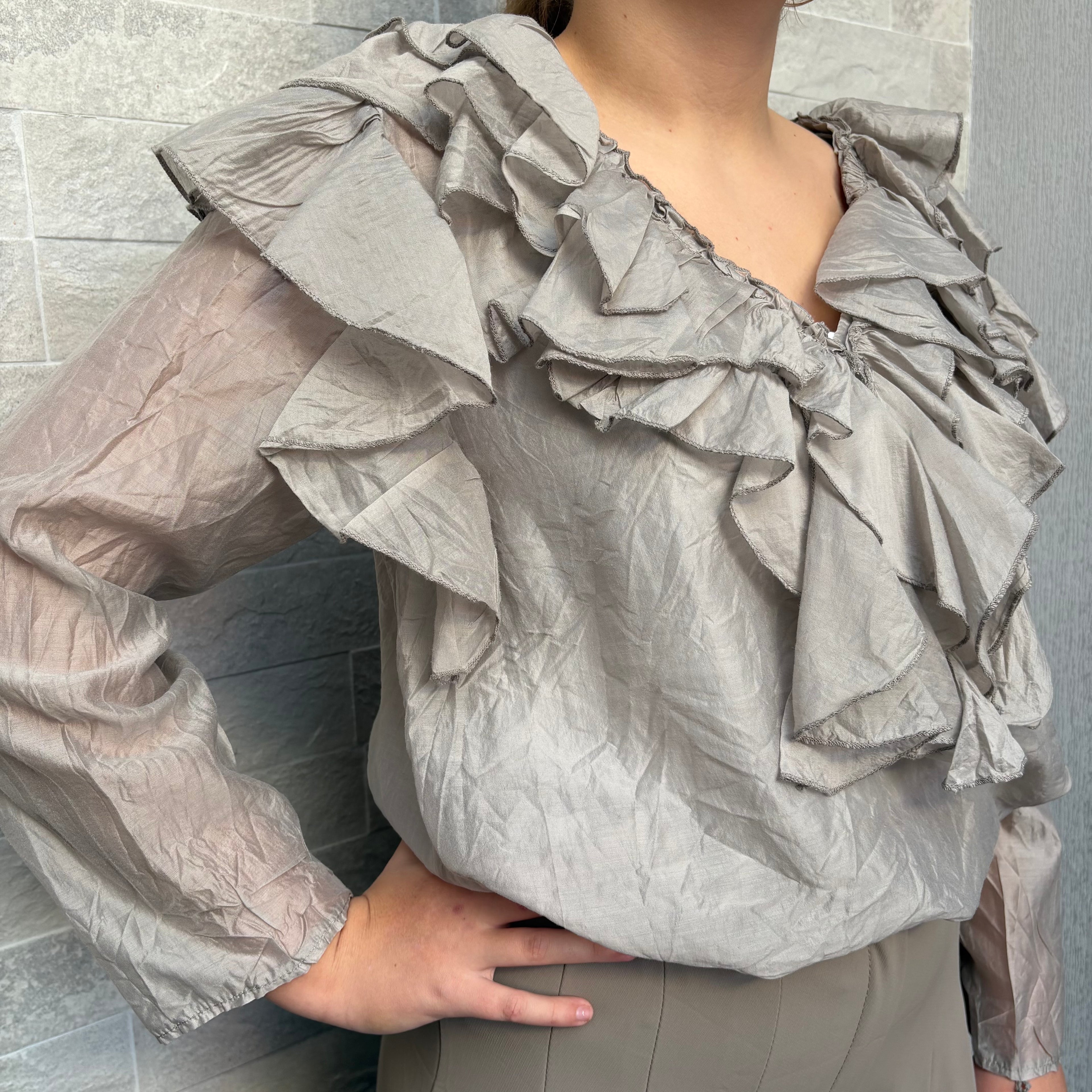 Blouse “Jabot Chic” - HNOS4444BEIGE