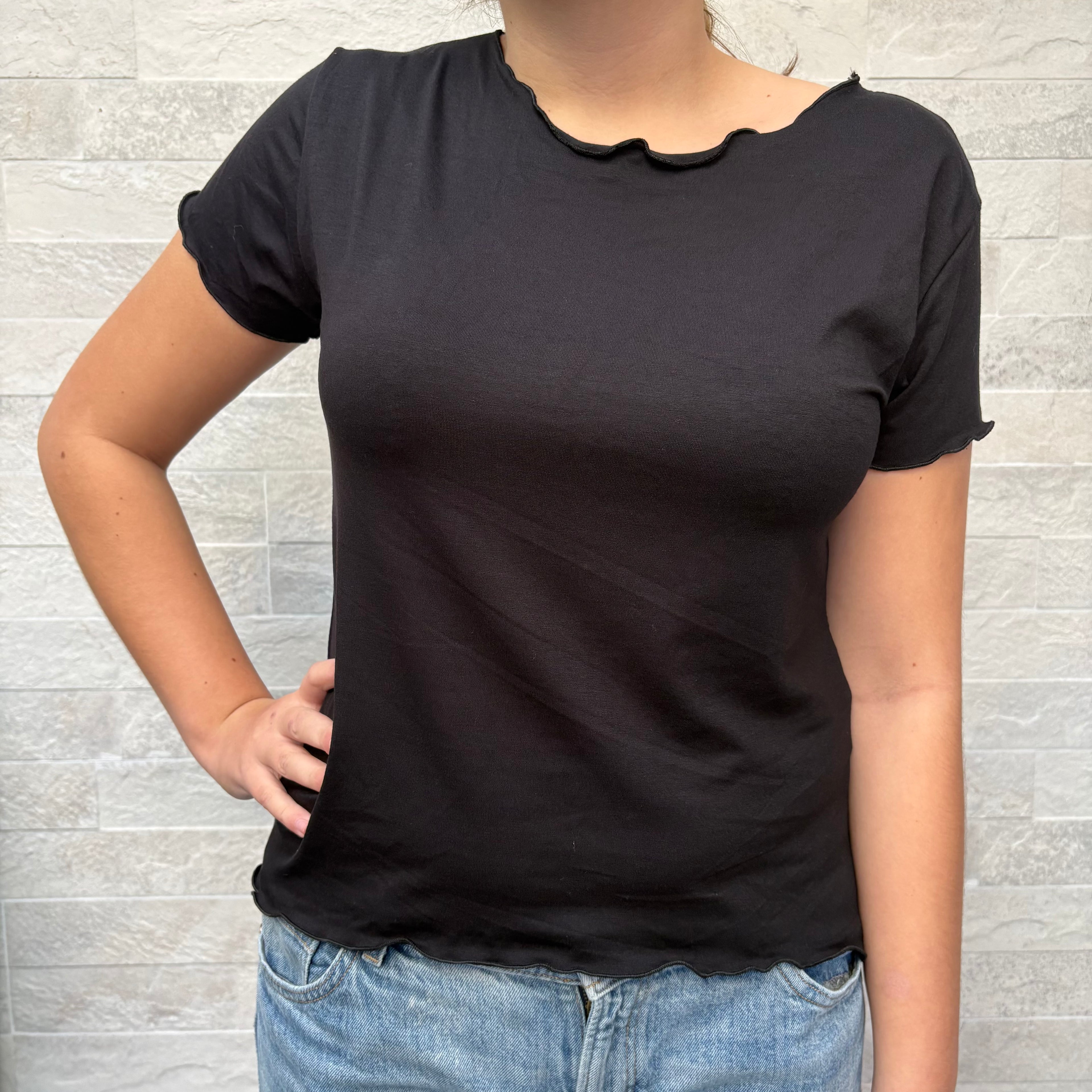 T-shirt “Essentiel” - HREH901D-0400NOIR