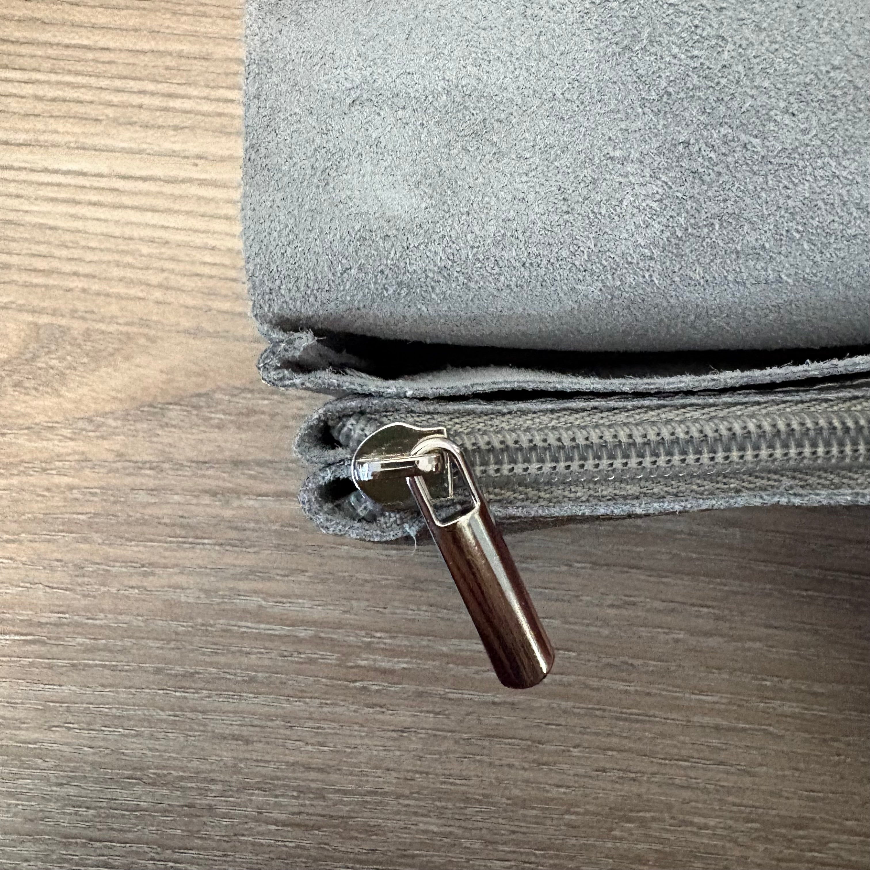 Portefeuille argenté