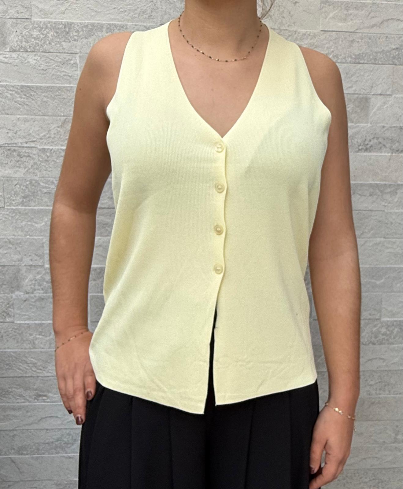 Top boutonné